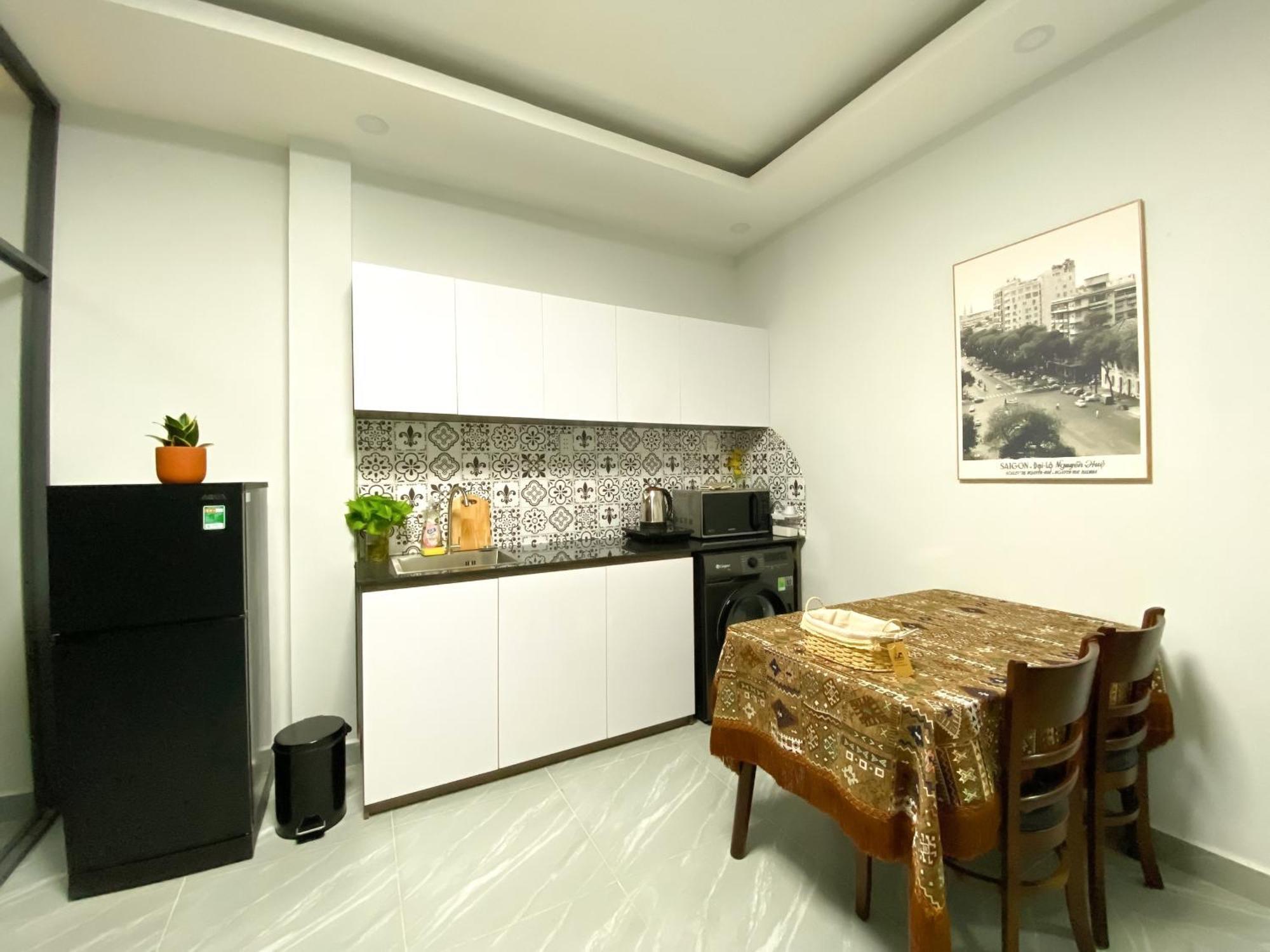 Khách sạn hẻo lánh Modern Calmette Home - Central Hcmc Comfort & Convenience *
