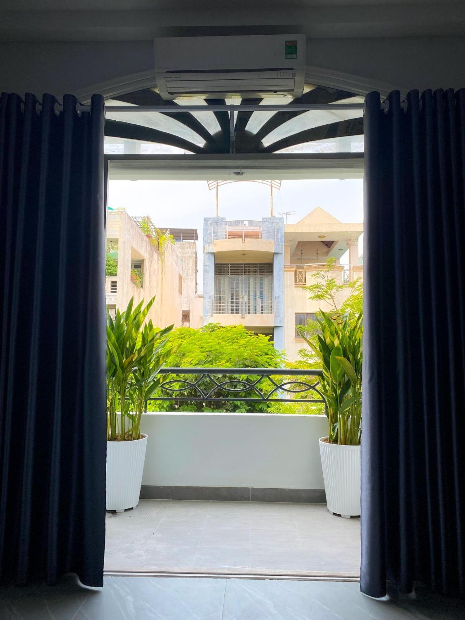 Modern Calmette Home - Central Hcmc Comfort & Convenience