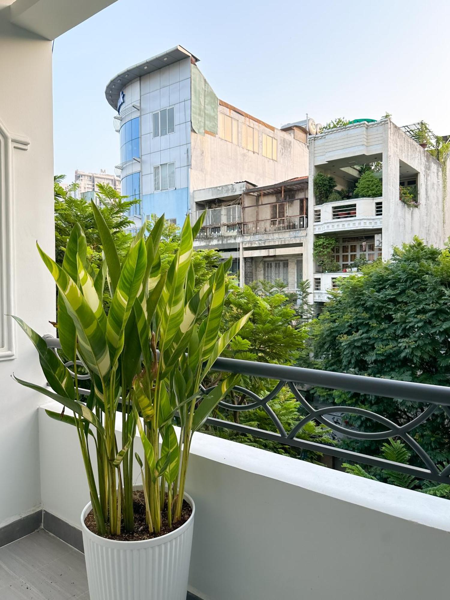 Khách sạn hẻo lánh Calmette - Location District 1 - 500m Ben Thanh Market TP. Hồ Chí Minh