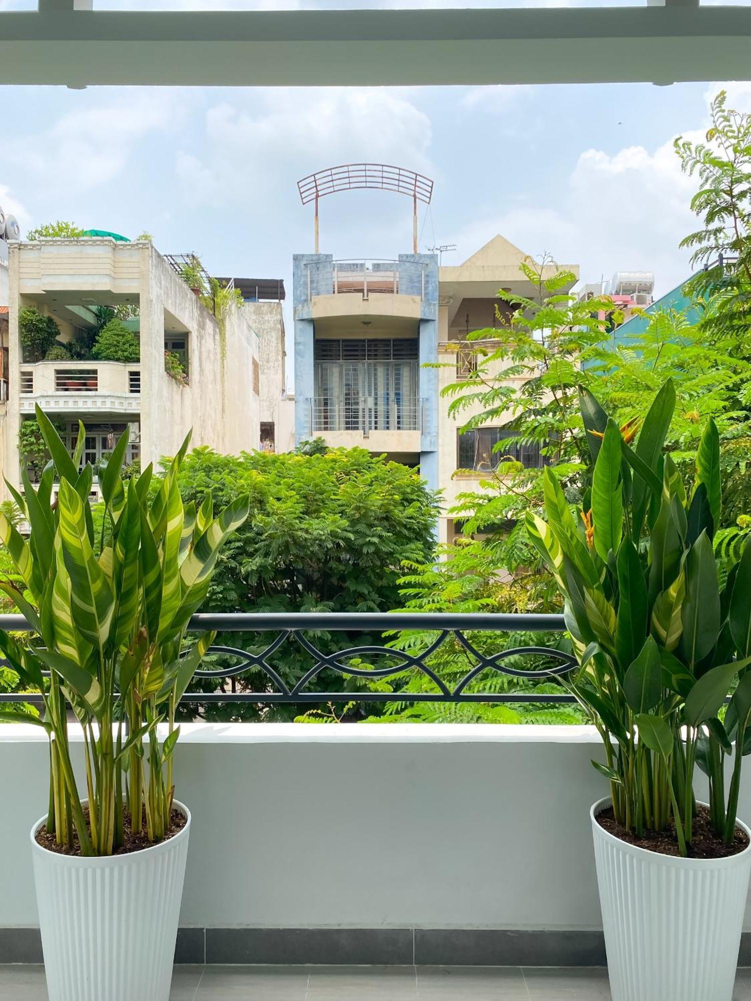 Khách sạn hẻo lánh Calmette - Location District 1 - 500m Ben Thanh Market TP. Hồ Chí Minh